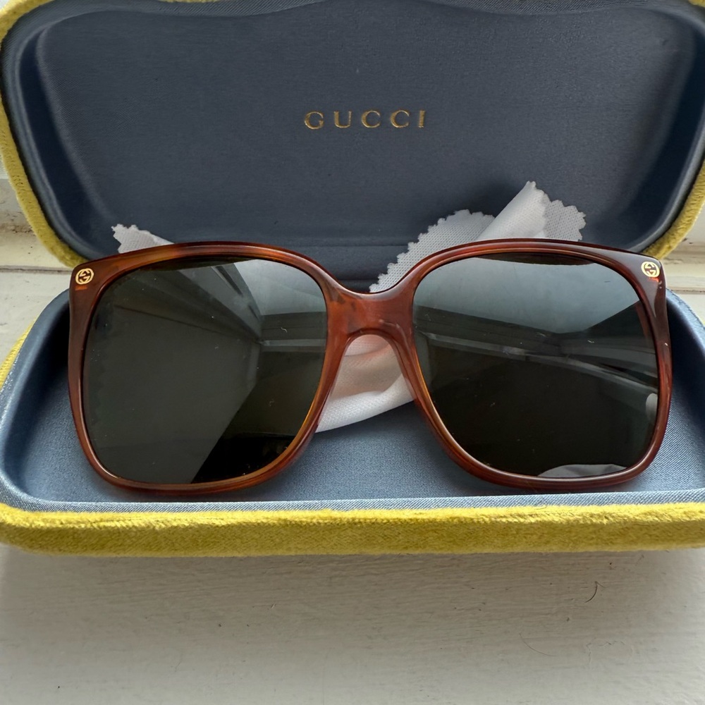 Authentic Gucci Brown Sunglasses